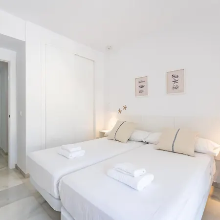 شقة Lorcrimar Banus 3 *